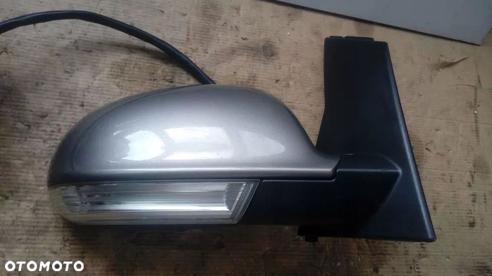 LUSTERKO PRAWE VW GOLF VI PLUS EUROPA 13 PIN LA8X - 3