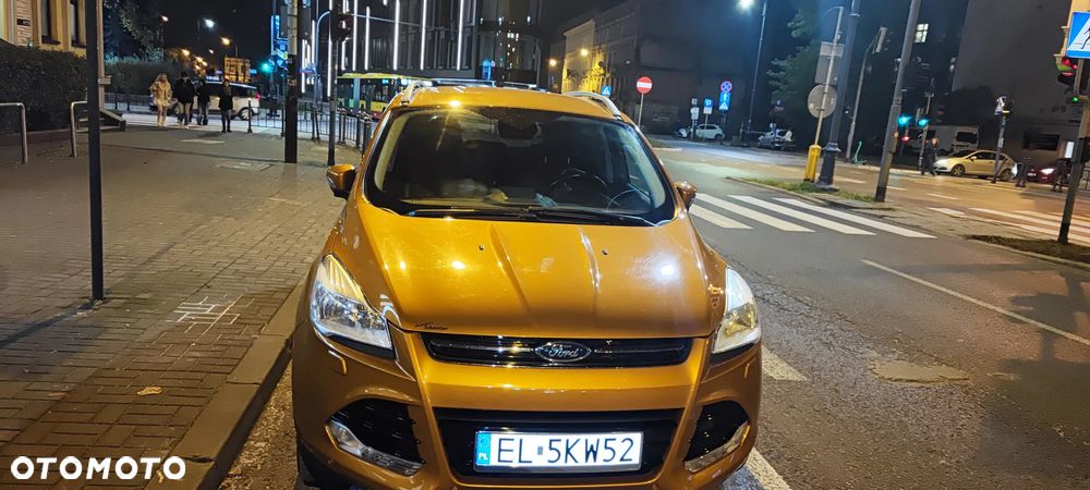 Ford Kuga 1.5 EcoBoost 2x4 Titanium - 1