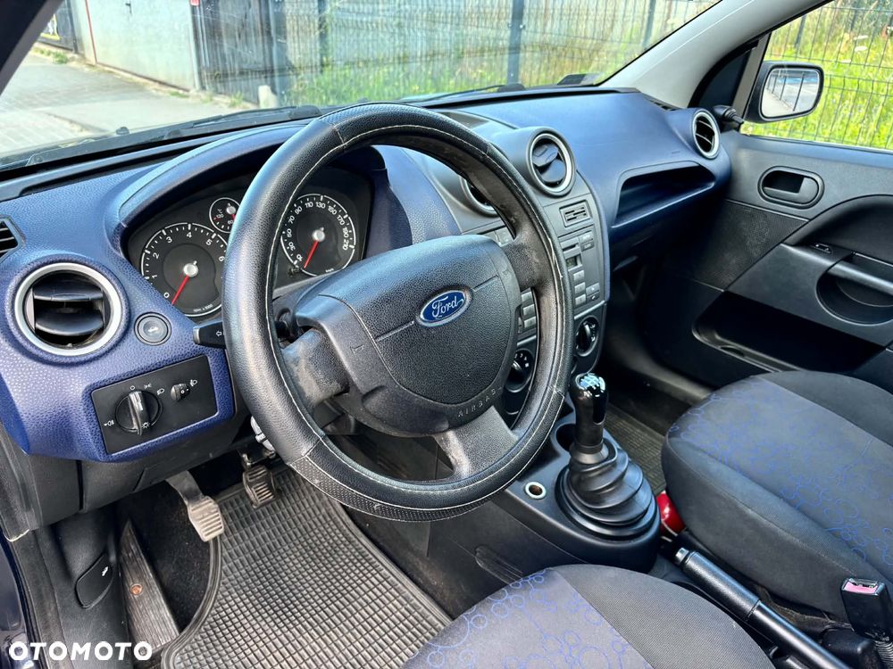 Ford Fiesta 1.3 - 6