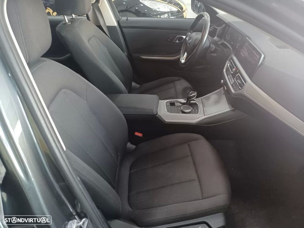 BMW 330 e Corporate Edition Auto - 28