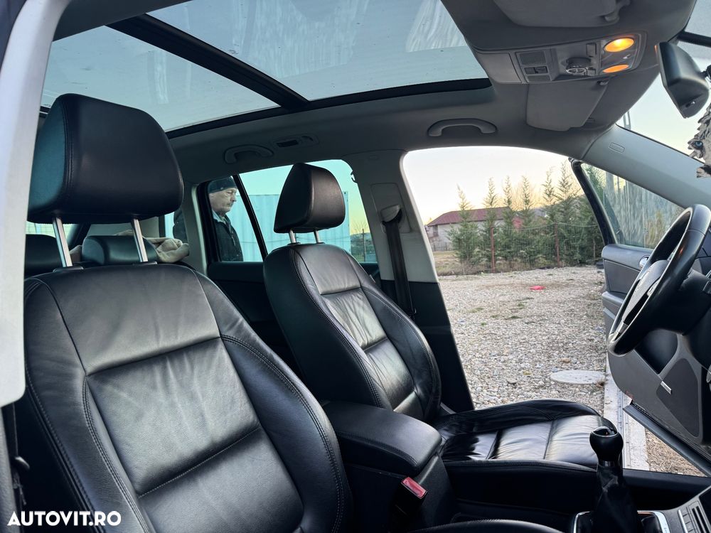 Volkswagen Tiguan 2.0 TDI DPF 4Motion BlueMotion Technology Exclusive - 3