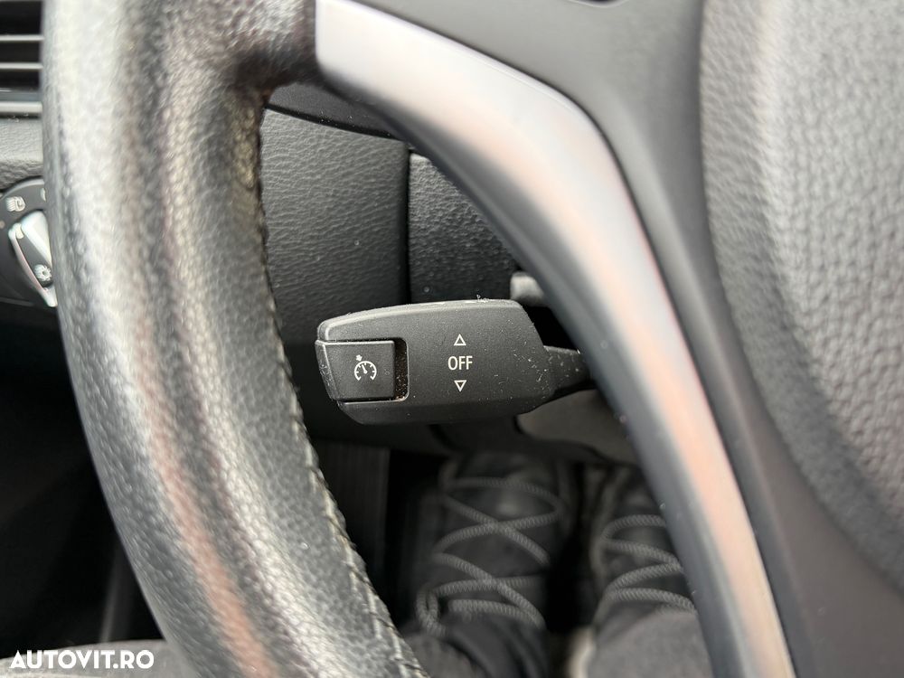 BMW X1 sDrive20d xLine - 26