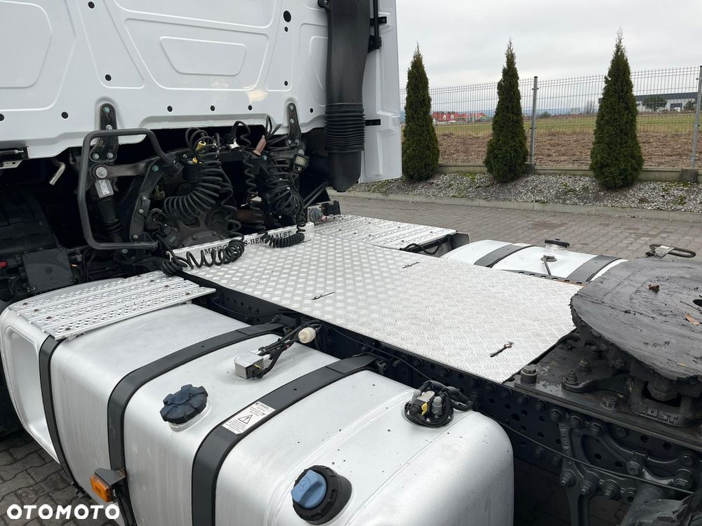 Mercedes-Benz ACTROS 1945 / XENONY / STREAM SPACE / STANDARD - 12