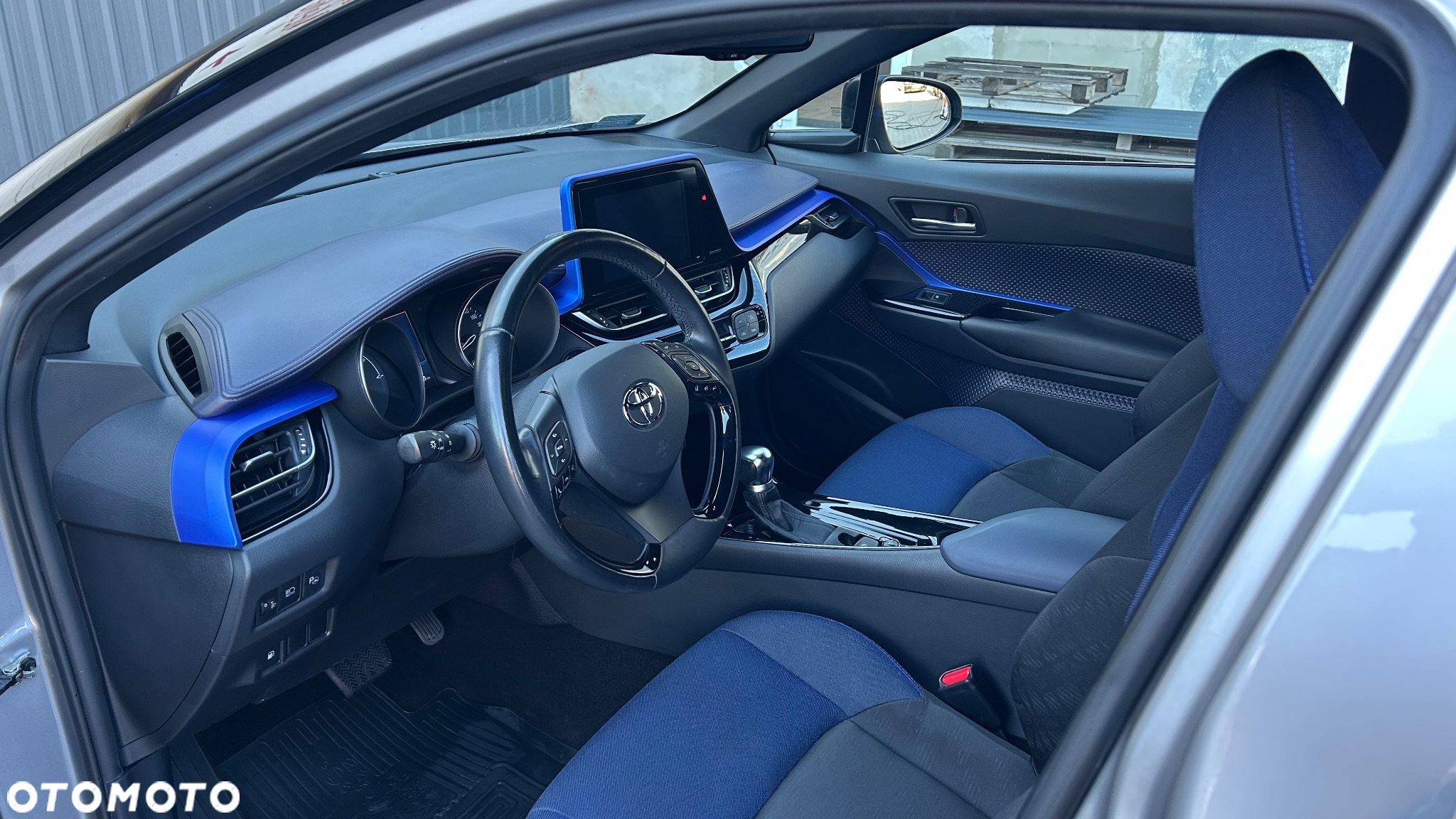 Toyota C-HR 1.8 Hybrid Selection - 2