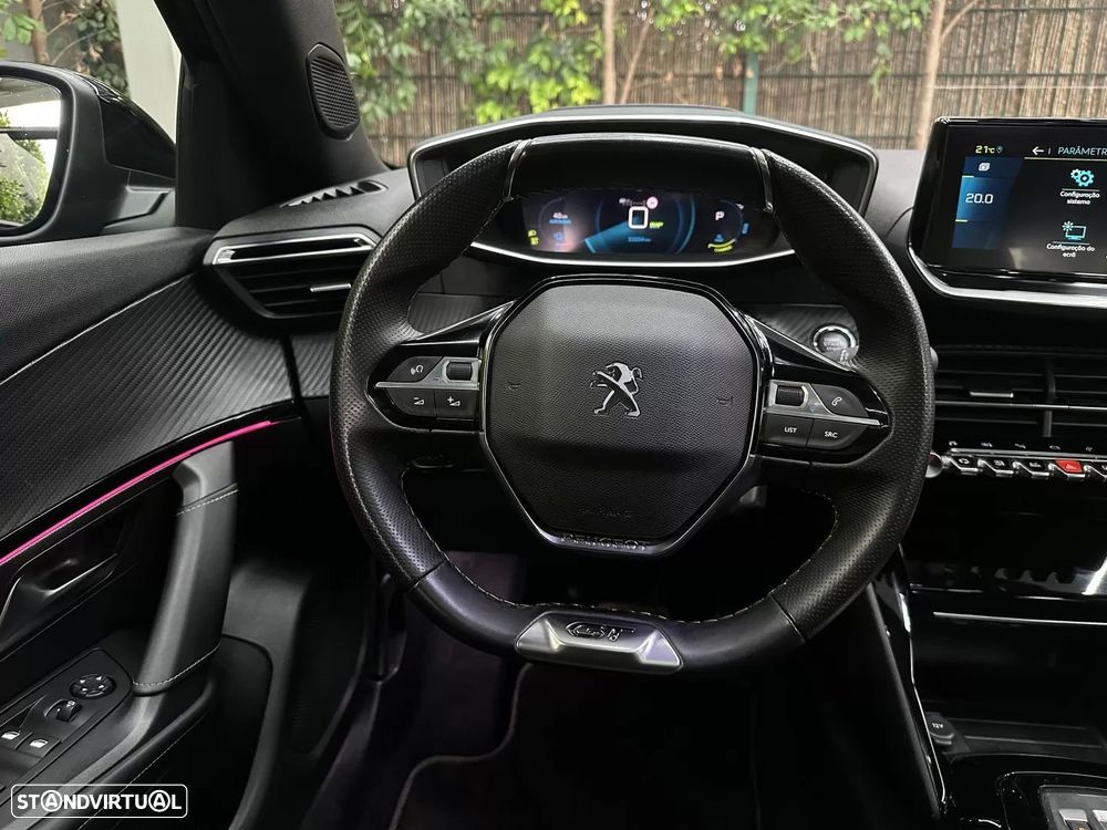 Peugeot e-2008 GT Pack - 19