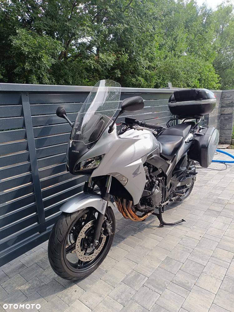Honda CBF - 25
