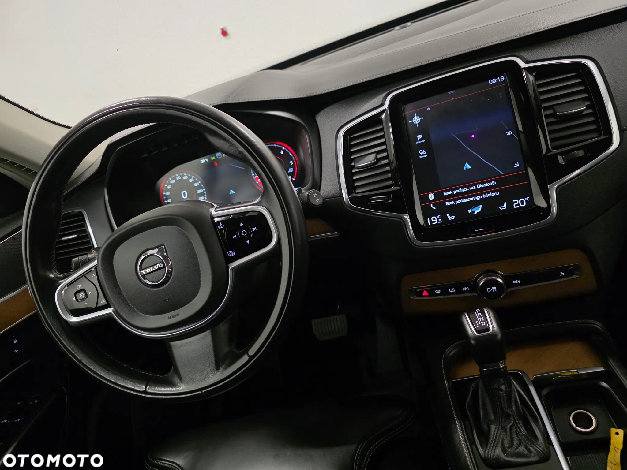Volvo XC 90 D5 AWD R-Design - 8