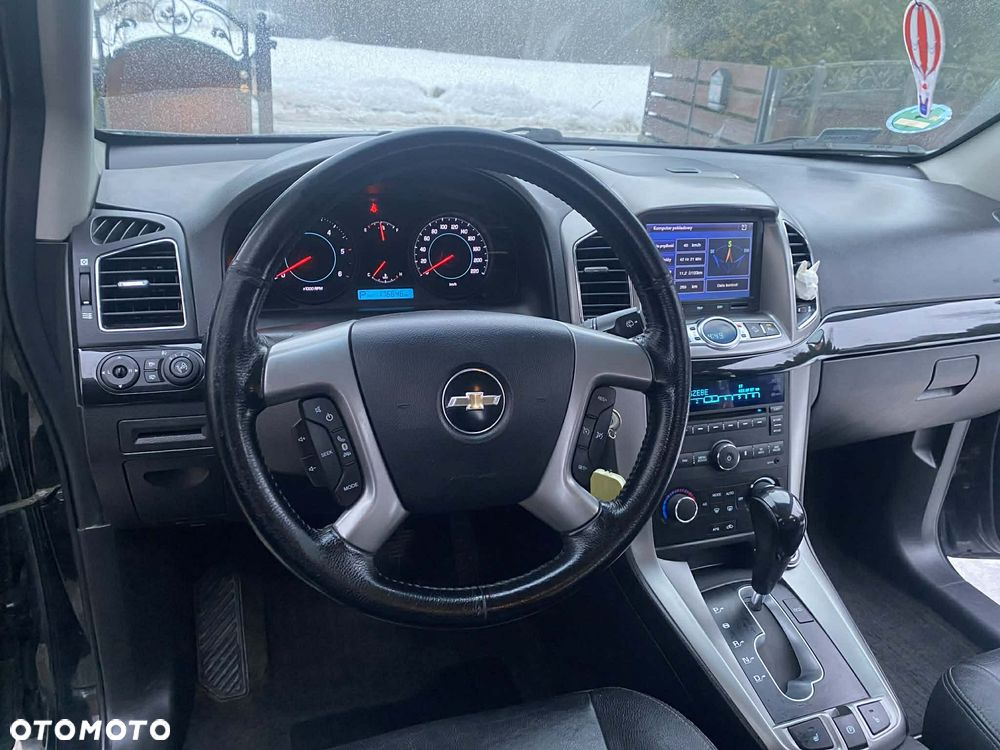 Chevrolet Captiva 2.2 D LTZ - 8