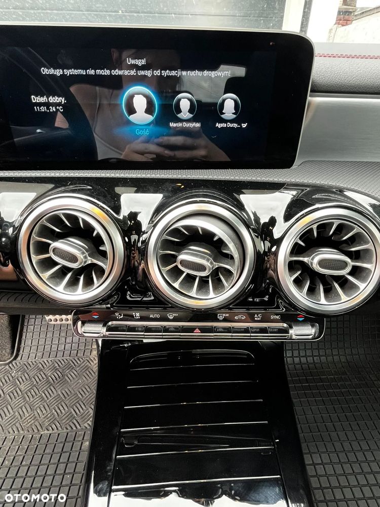 Mercedes-Benz CLA 220 AMG Line 7G-DCT - 11