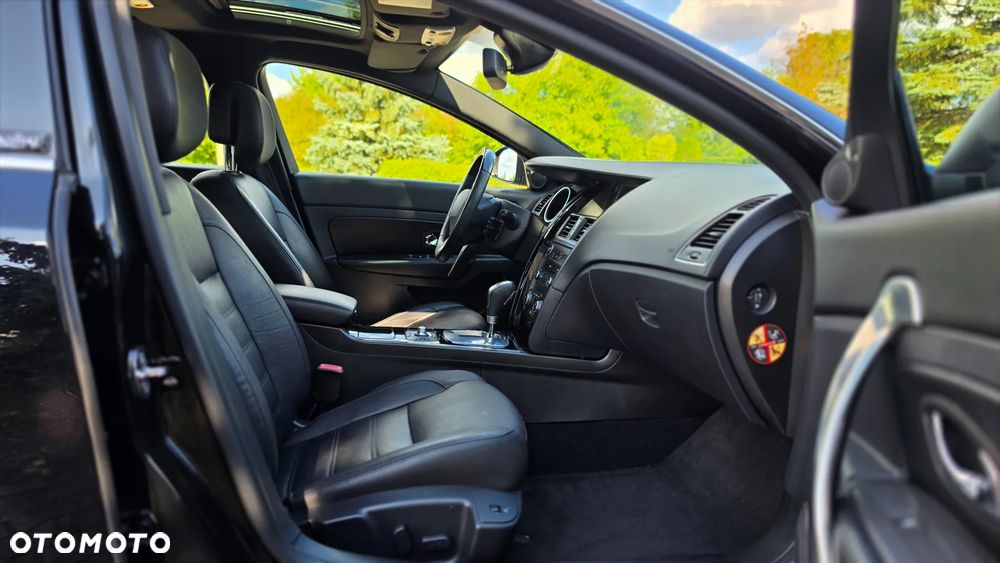Renault Latitude 2.0 dCi Initiale - 36