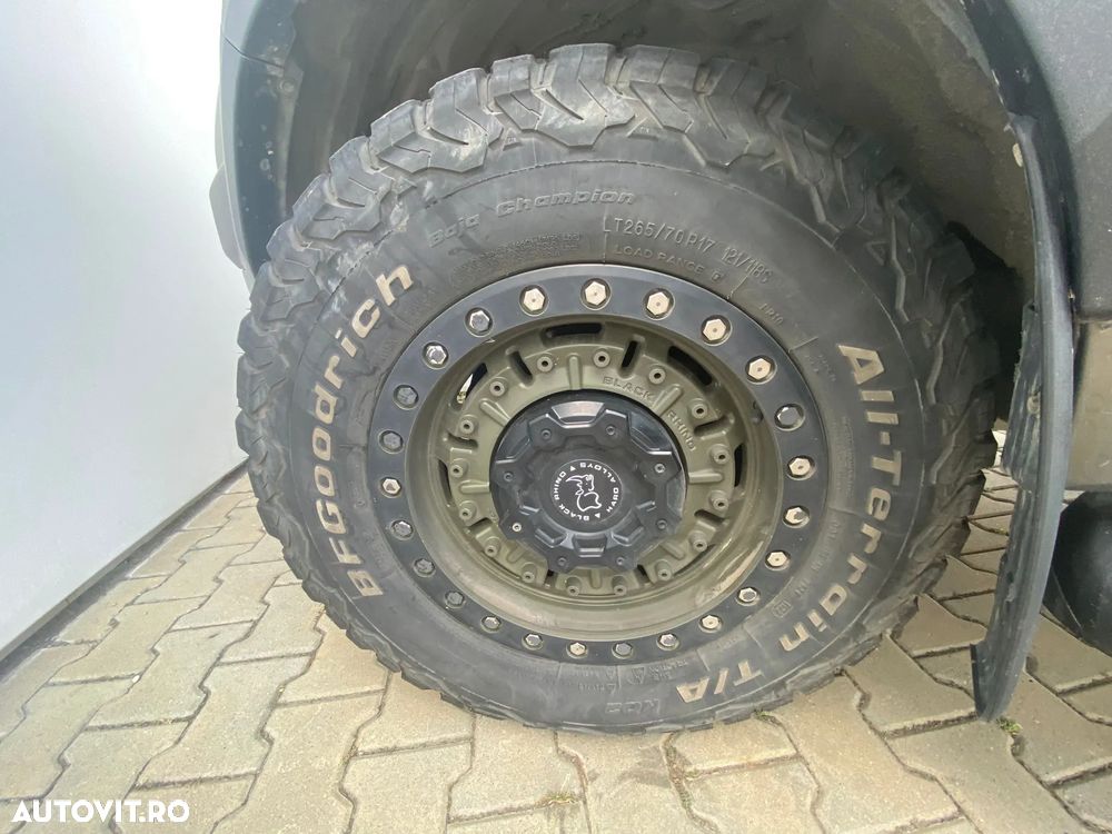 Toyota Hilux 2.8D 204CP 4x4 Double Cab AT Invincible - 17