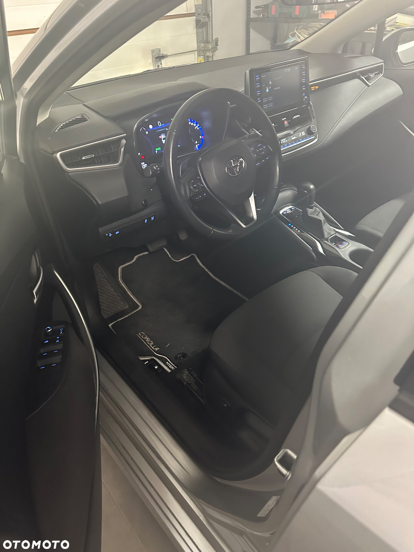 Toyota Corolla 1.8 Hybrid Comfort - 20