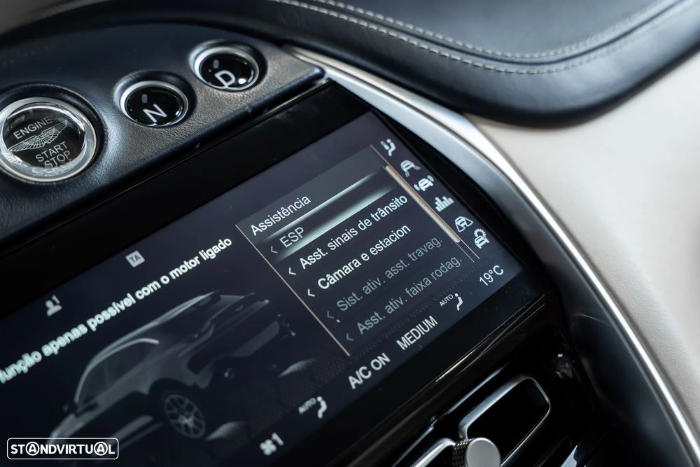 Aston Martin DBX Standard - 21