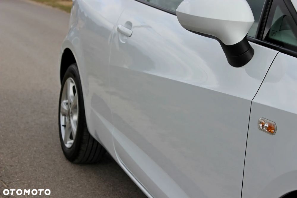 Seat Ibiza SC 1.4 16V Sport - 16
