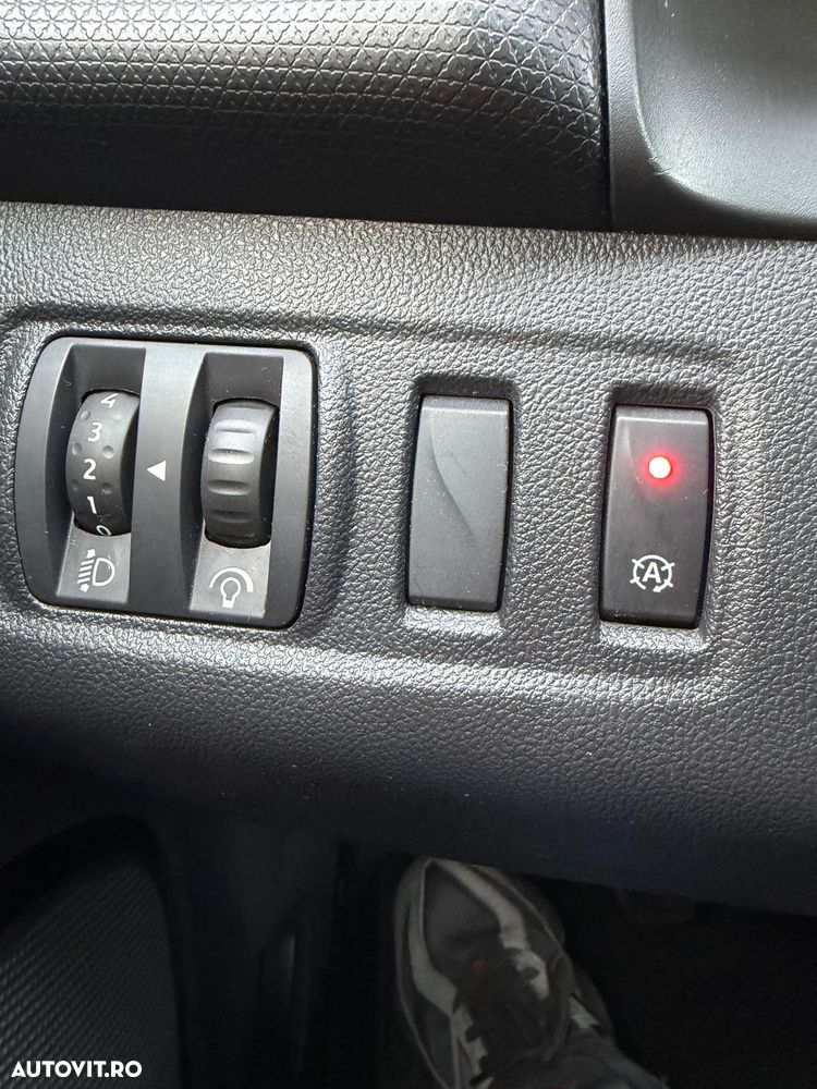 Renault Clio Energy dCi 90 Start & Stop Intens - 15