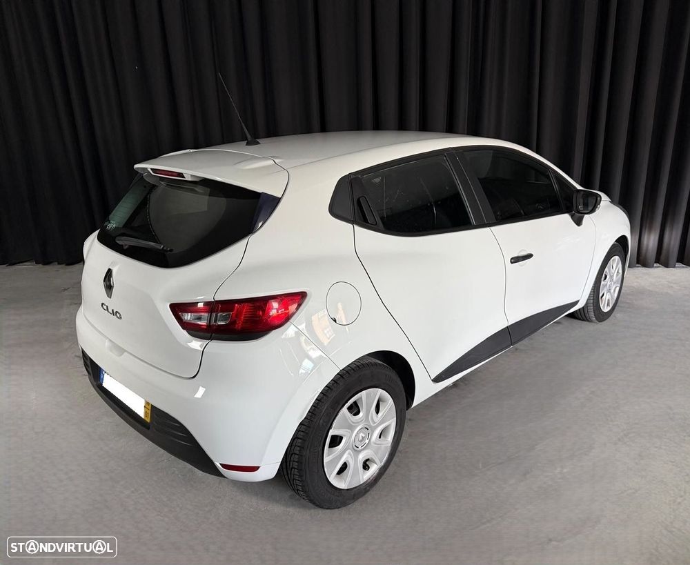 Renault Clio 1.5 dCi Zen - 11