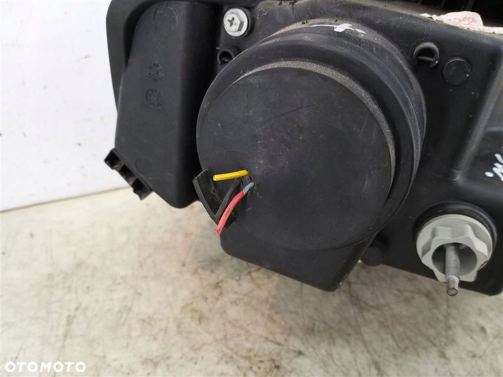 Reflektor lampa przód komplet VW Passat B5 LED TUNING 2005-2010R - 11