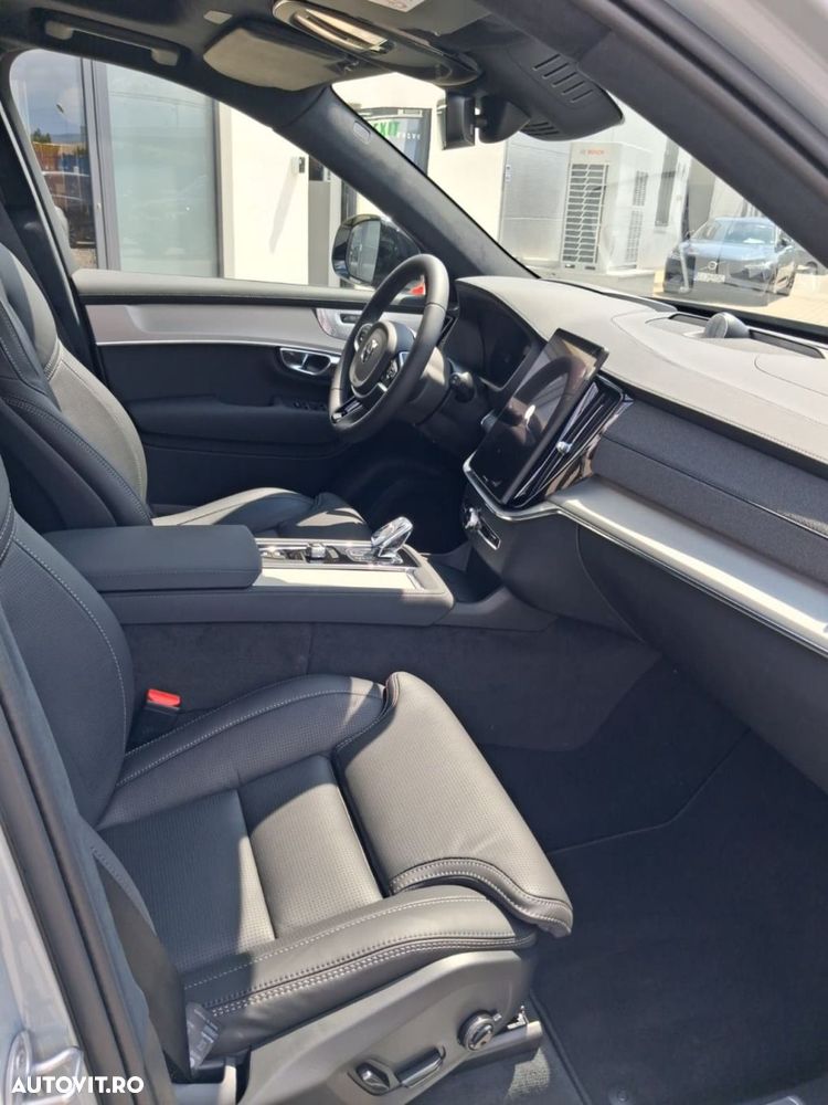 Volvo XC 90 T8 AWD PHEV Ultra Black Edition - 19