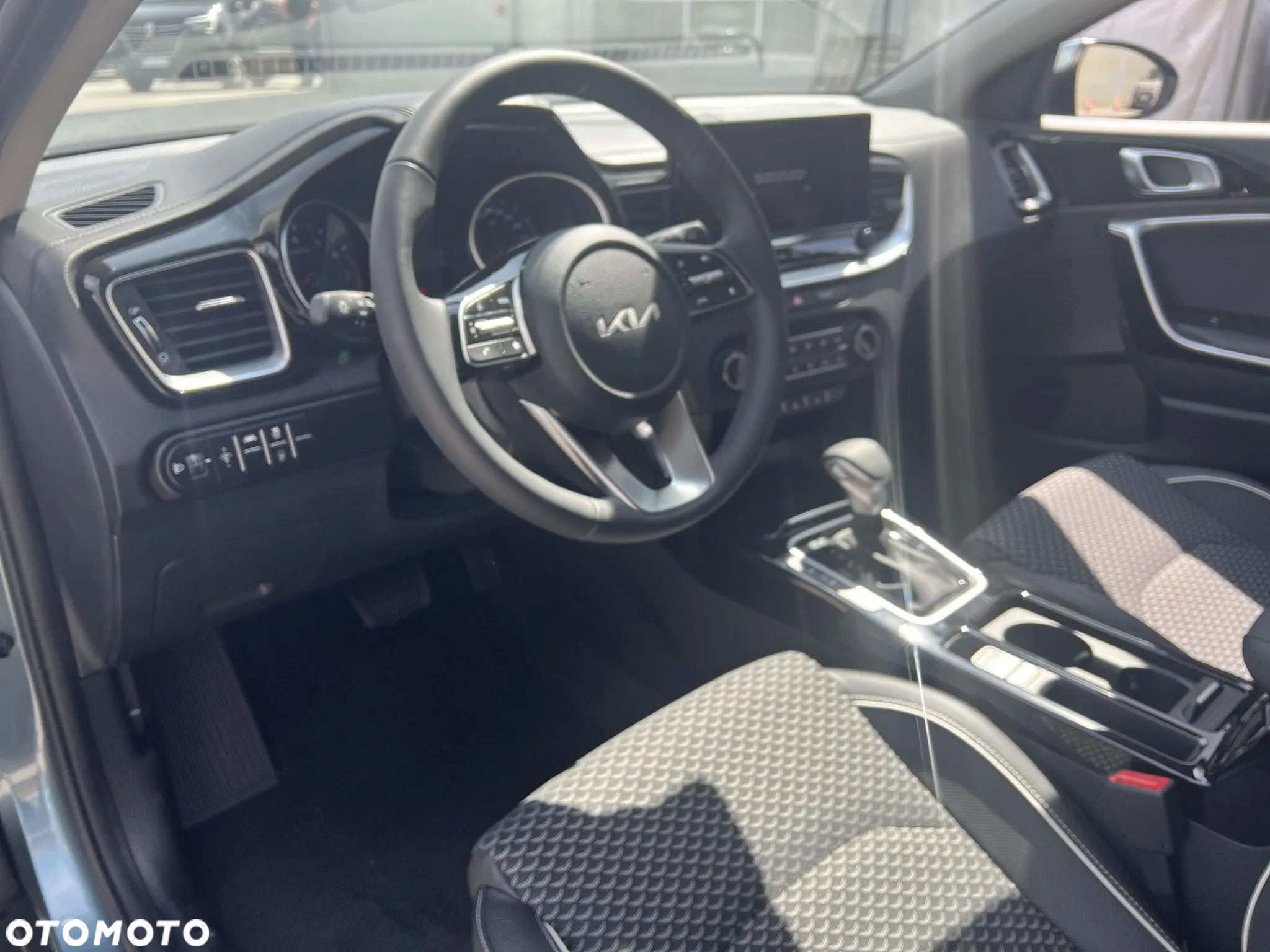 Kia XCeed 1.5 T-GDI L DCT - 9