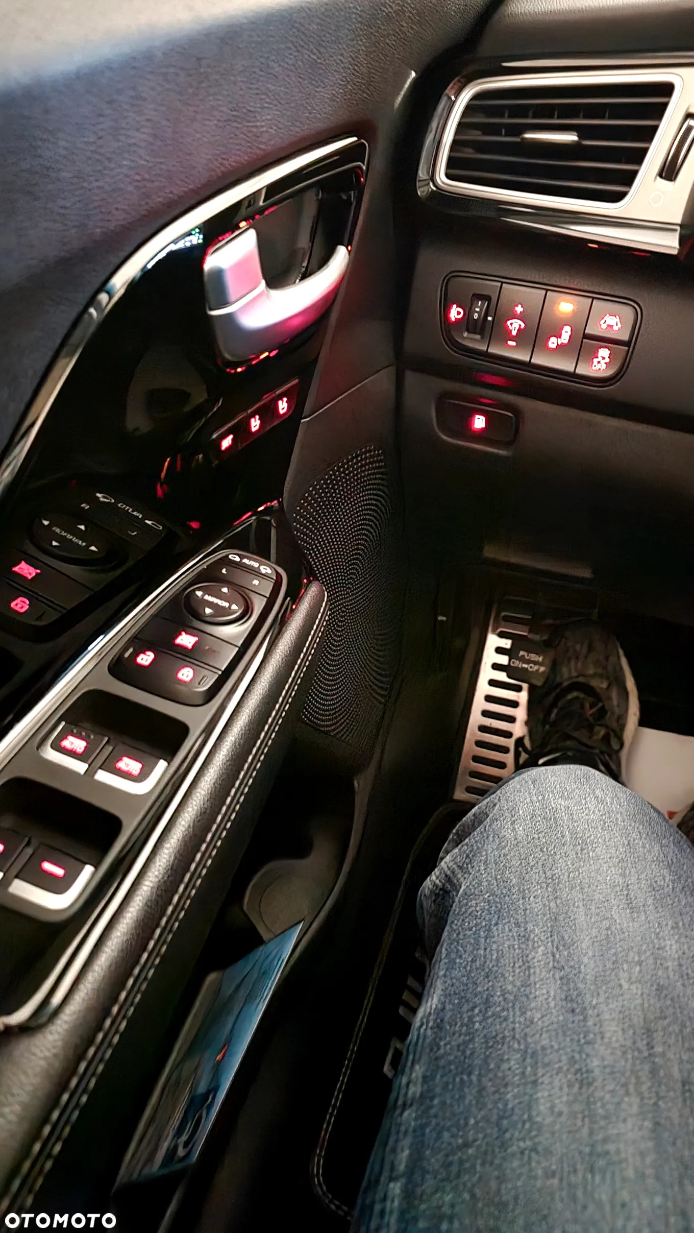 Kia Niro - 33