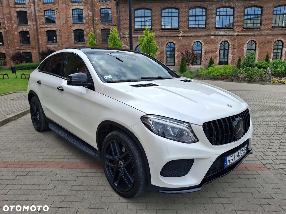 Mercedes-Benz GLE - 1