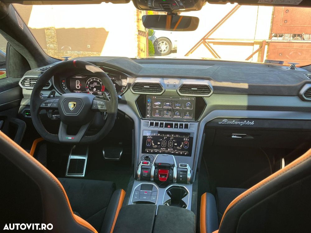 Lamborghini URUS - 5