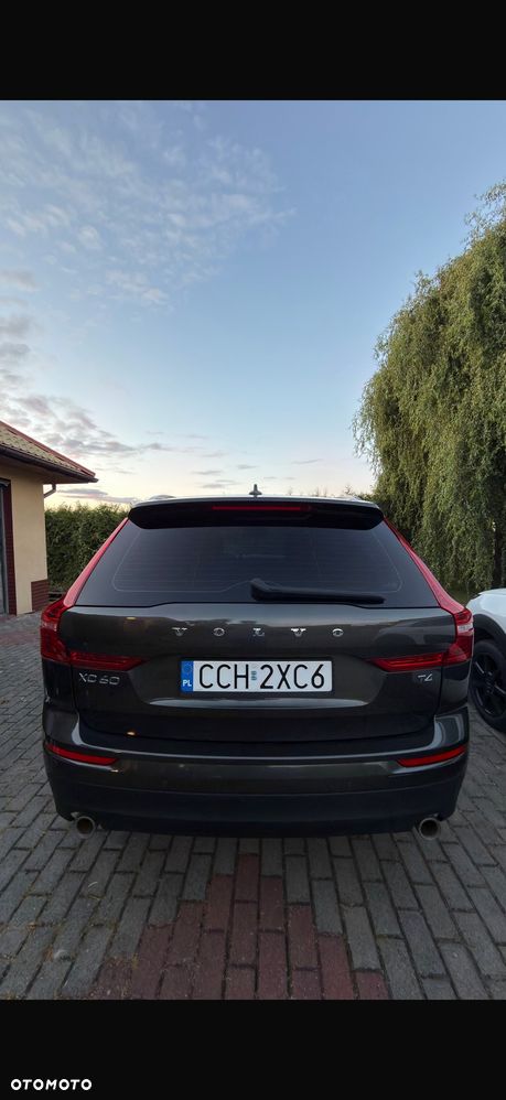 Volvo XC 60 T4 Momentum Pro - 7