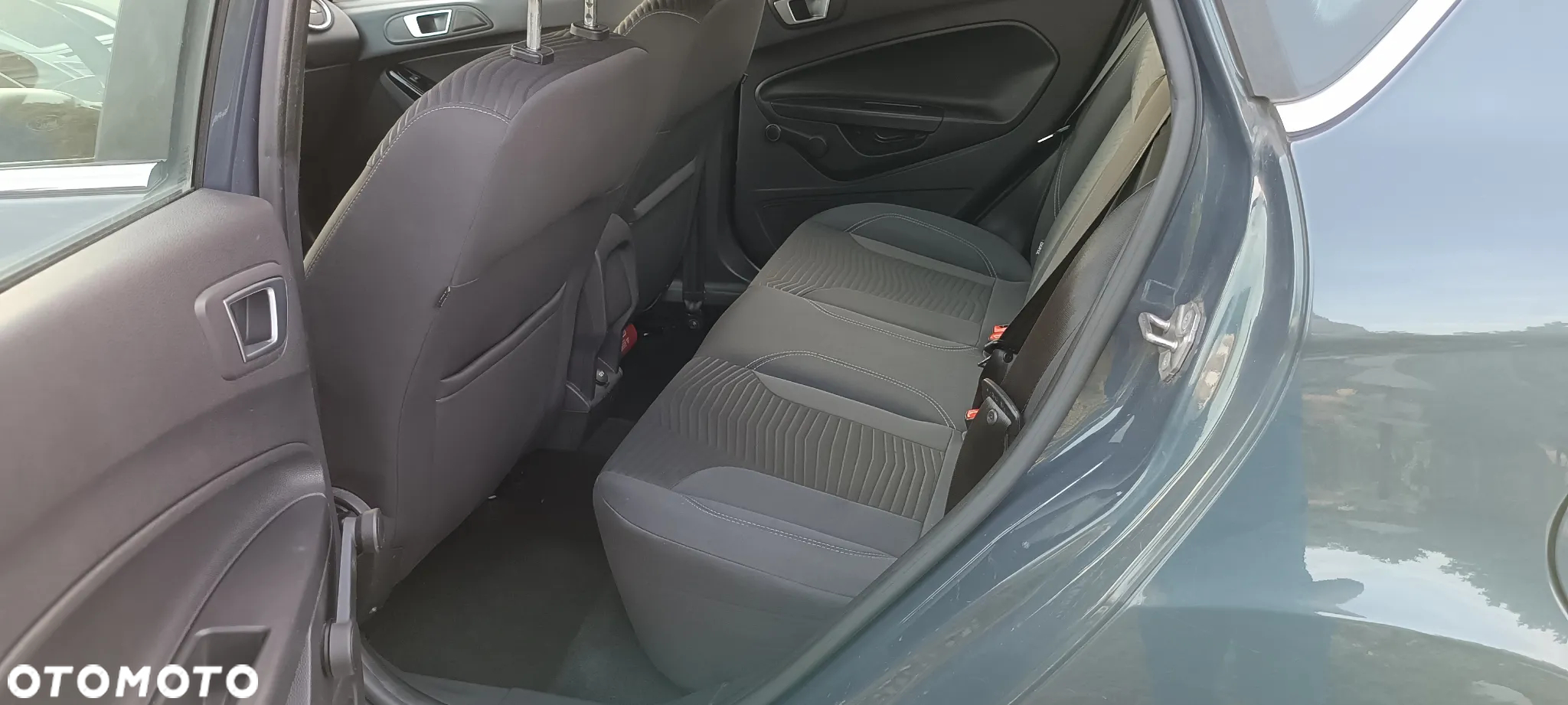 Ford Fiesta 1.6 Ti-VCT Titanium - 10