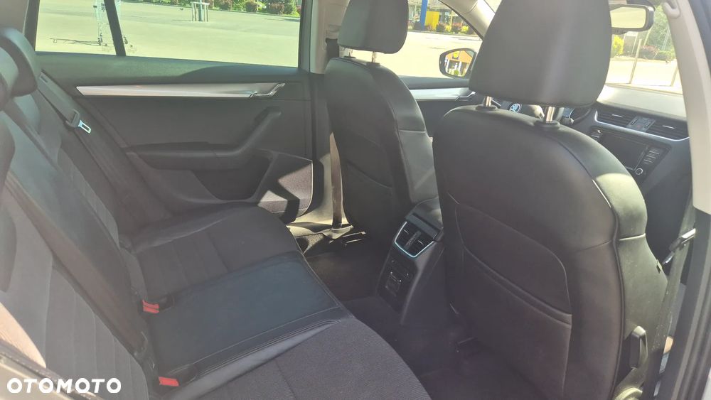 Skoda Octavia 1.8 TSI Style DSG - 23