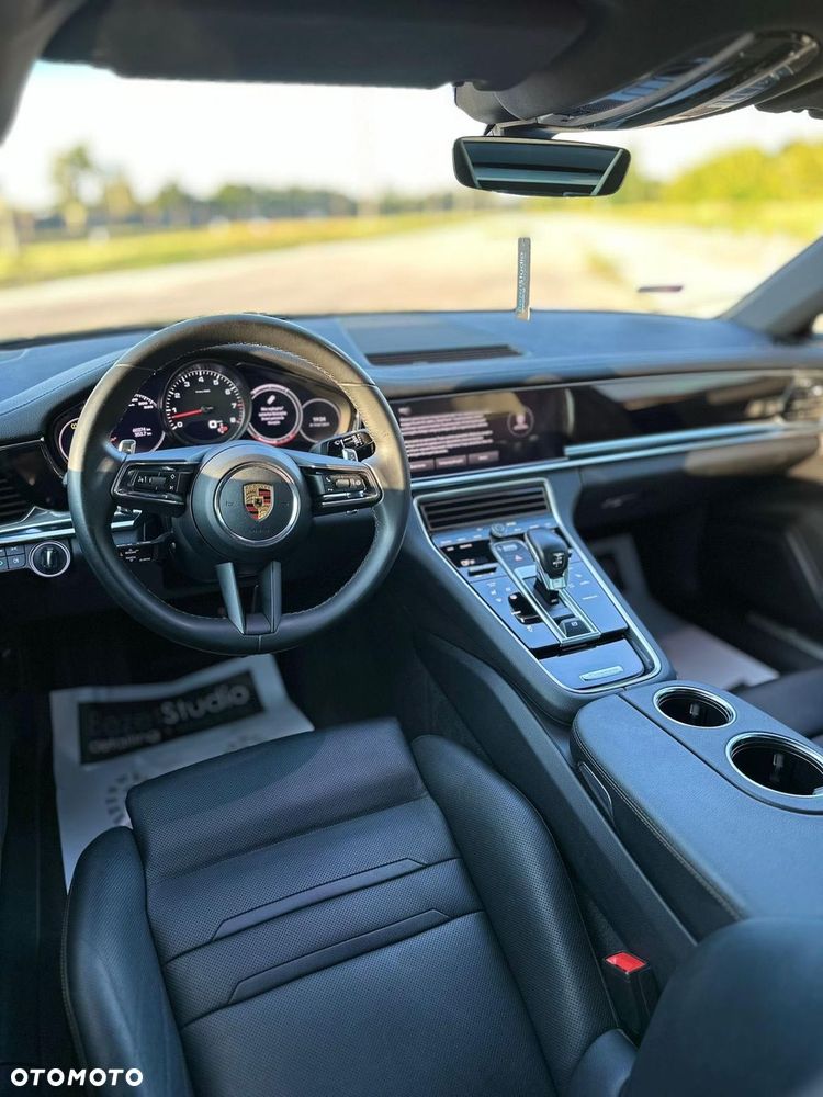 Porsche Panamera - 7