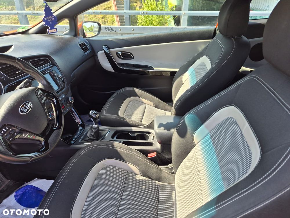 Kia Ceed 1.6 GDI Platinum Edition - 19