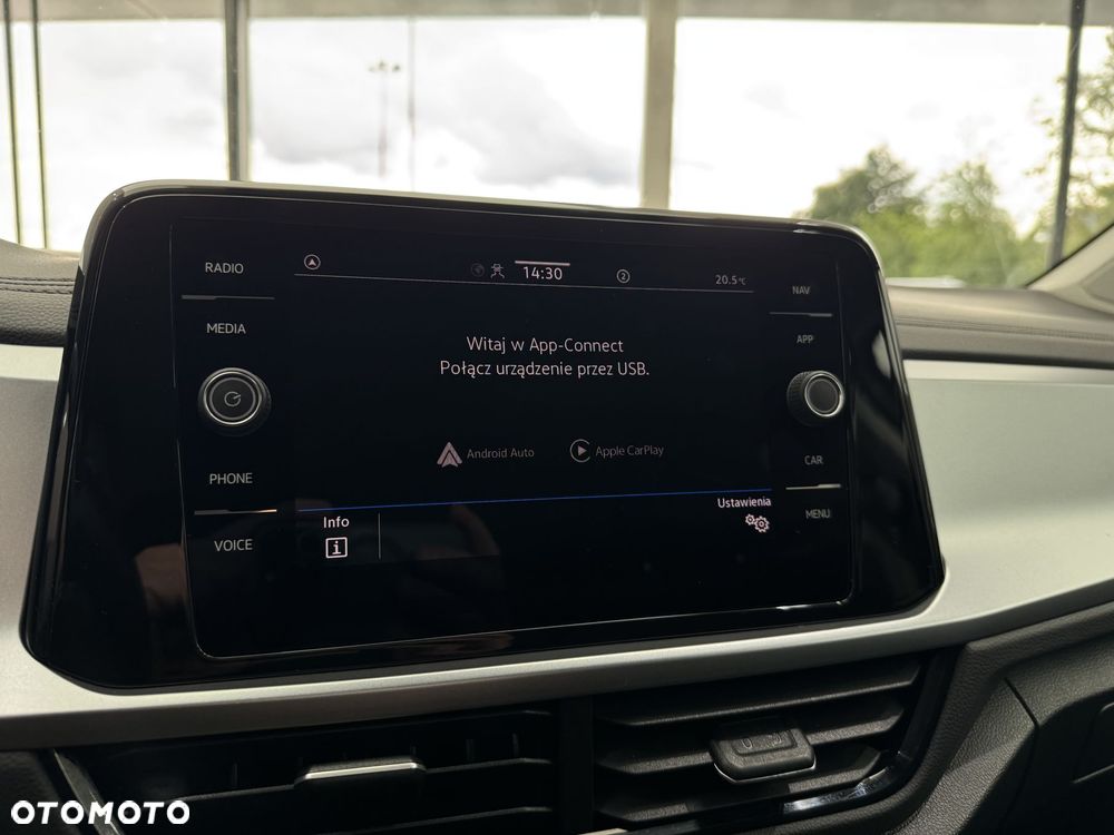 Volkswagen T-Roc 1.5 TSI Life DSG - 28