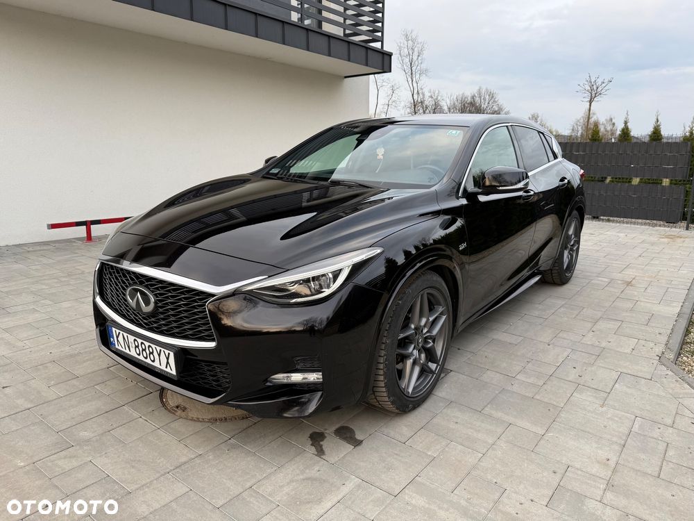 Infiniti Q30 2.2d Sport AWD 7DCT - 8