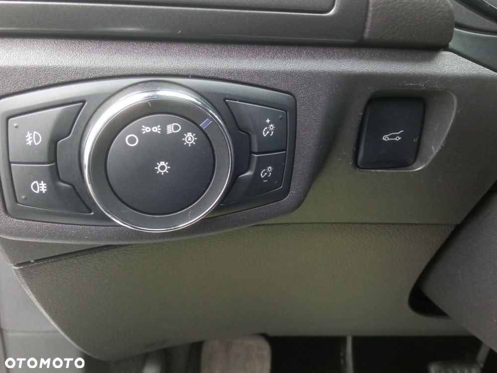 Ford Mondeo 2.0 TDCi STart-Stopp Titanium - 12