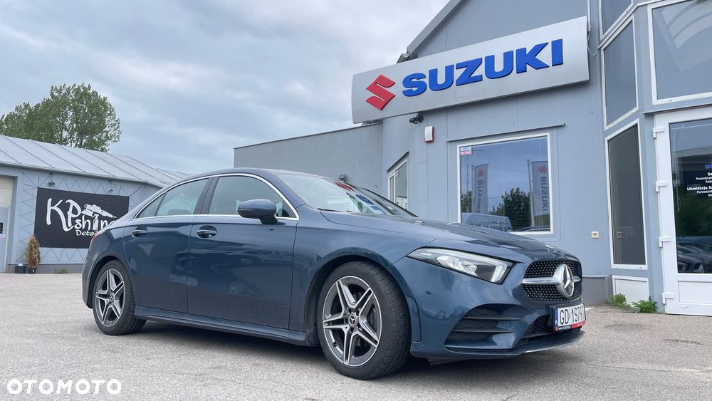 Mercedes-Benz Klasa A 200 AMG Line 7G-DCT - 3