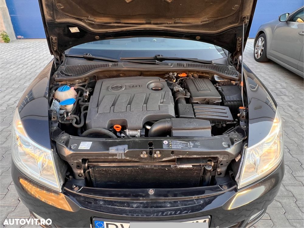 Skoda Octavia 1.6 TDI AMBITION - 6