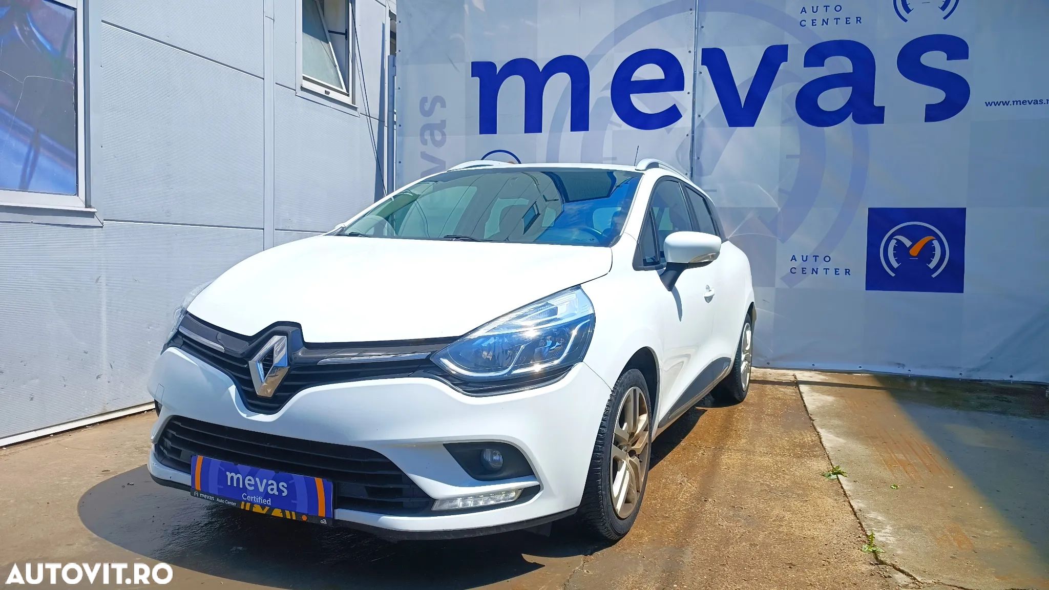 Renault Clio Estate Energy TCe Zen - 1