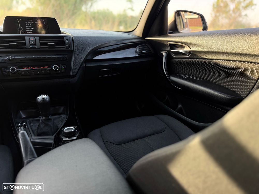 BMW 116 d Pack M - 9