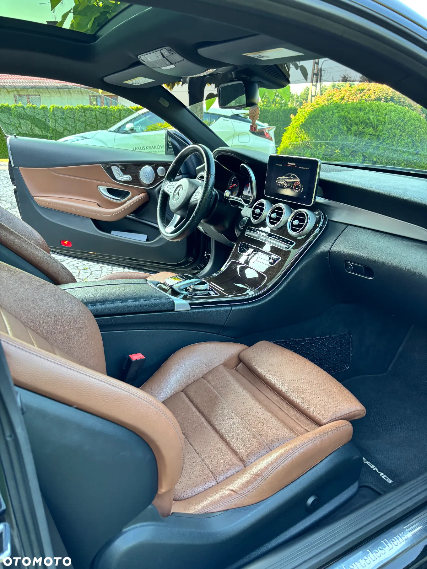 Mercedes-Benz Klasa C 300 Coupe 9G-TRONIC AMG Line - 10