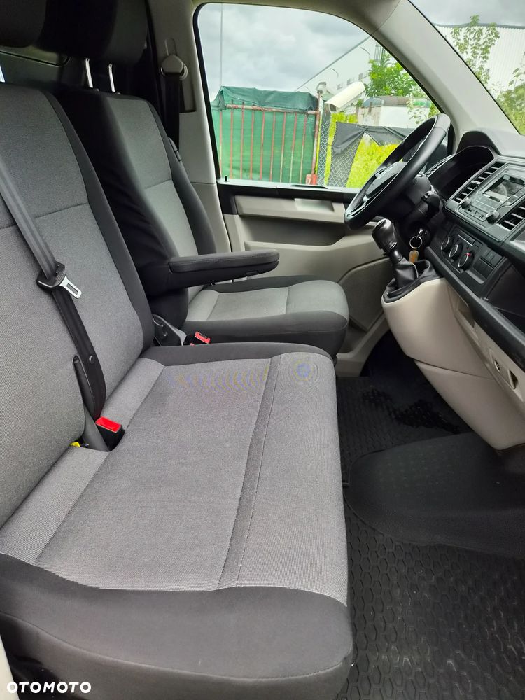 Volkswagen Transporter - 12