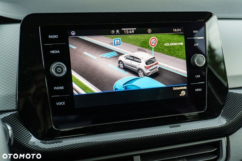 Volkswagen T-Cross - 24