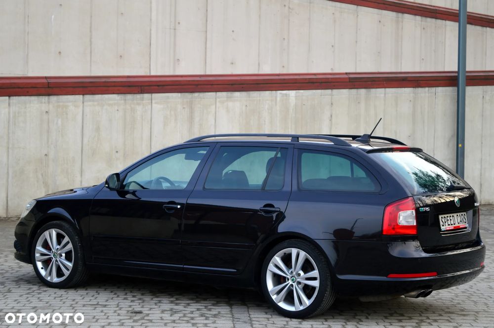 Skoda Octavia 2.0 TSI RS - 6