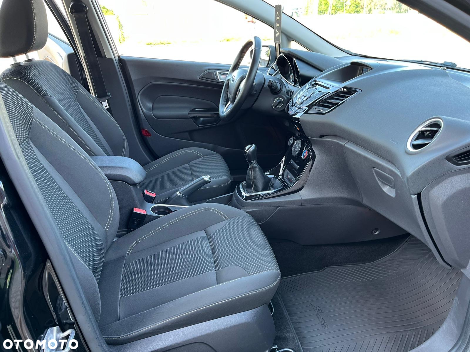 Ford Fiesta 1.0 Titanium - 23