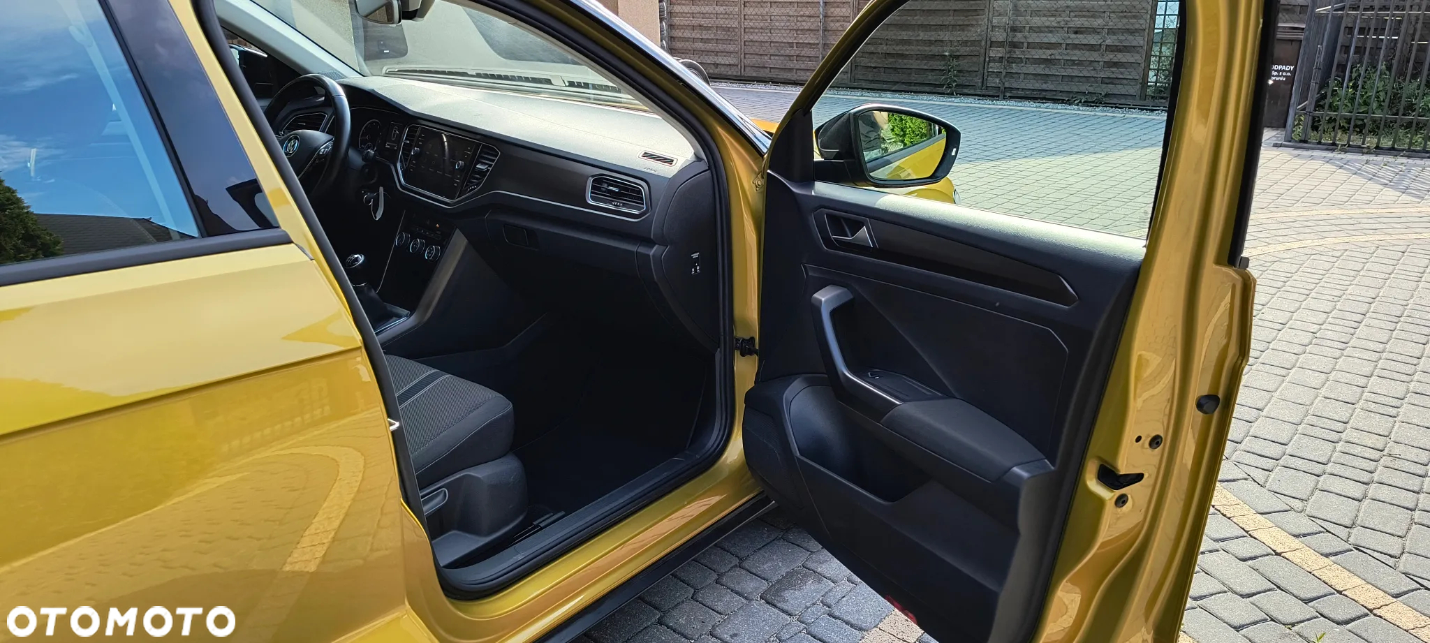 Volkswagen T-Roc 1.0 TSI Style - 31