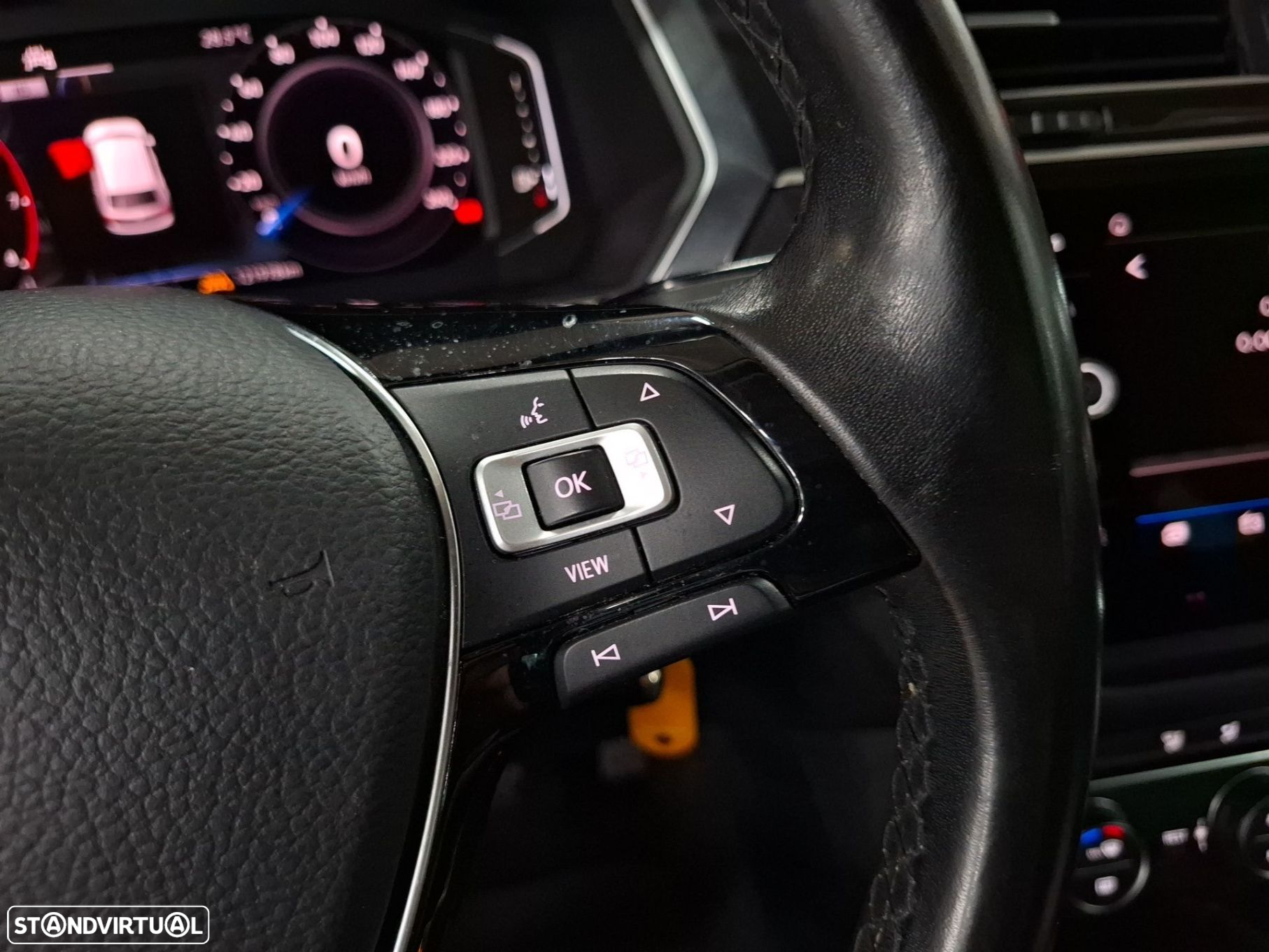 VW Tiguan 1.5 TSI Confortline - 16