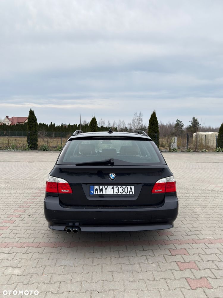 BMW Seria 5 525d xDrive - 5