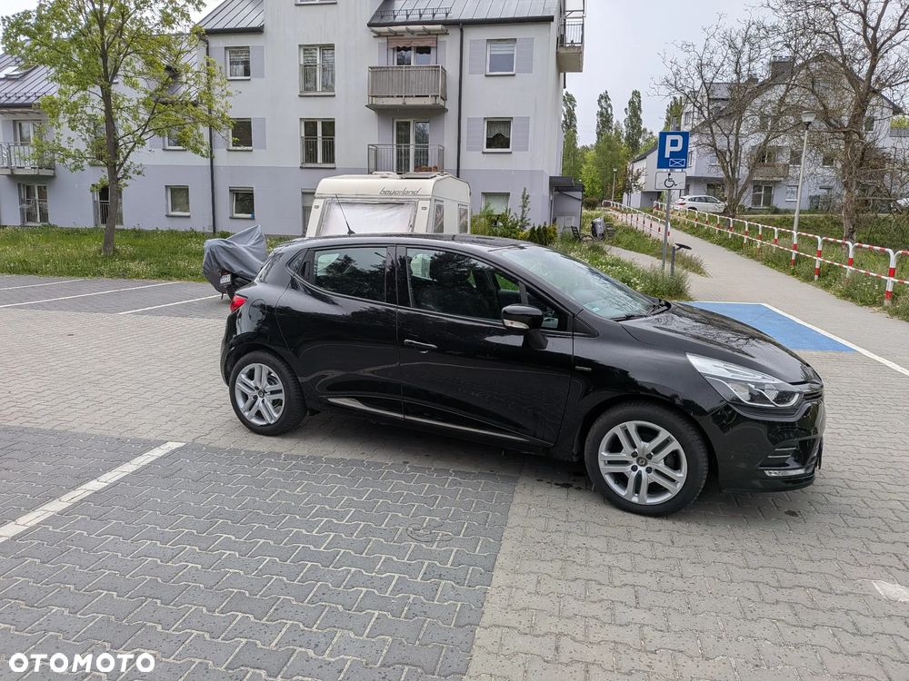 Renault Clio 1.2 16V 75 LIMITED 2018 - 14