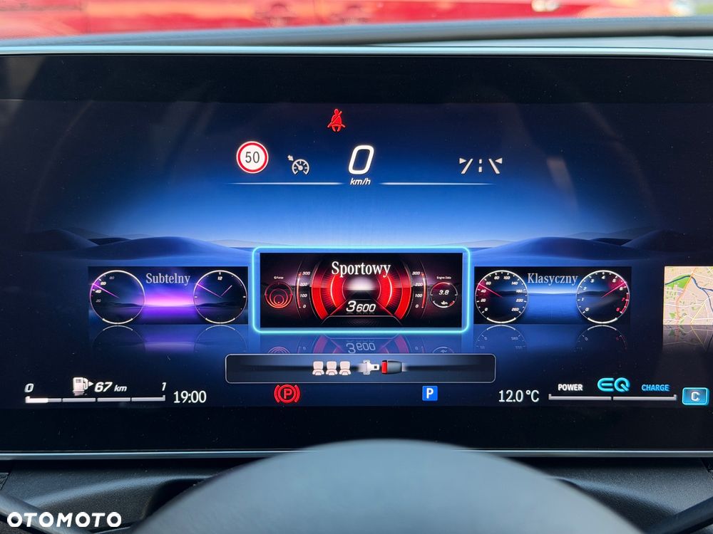 Mercedes-Benz Klasa C 180 9G-TRONIC AMG Line - 37