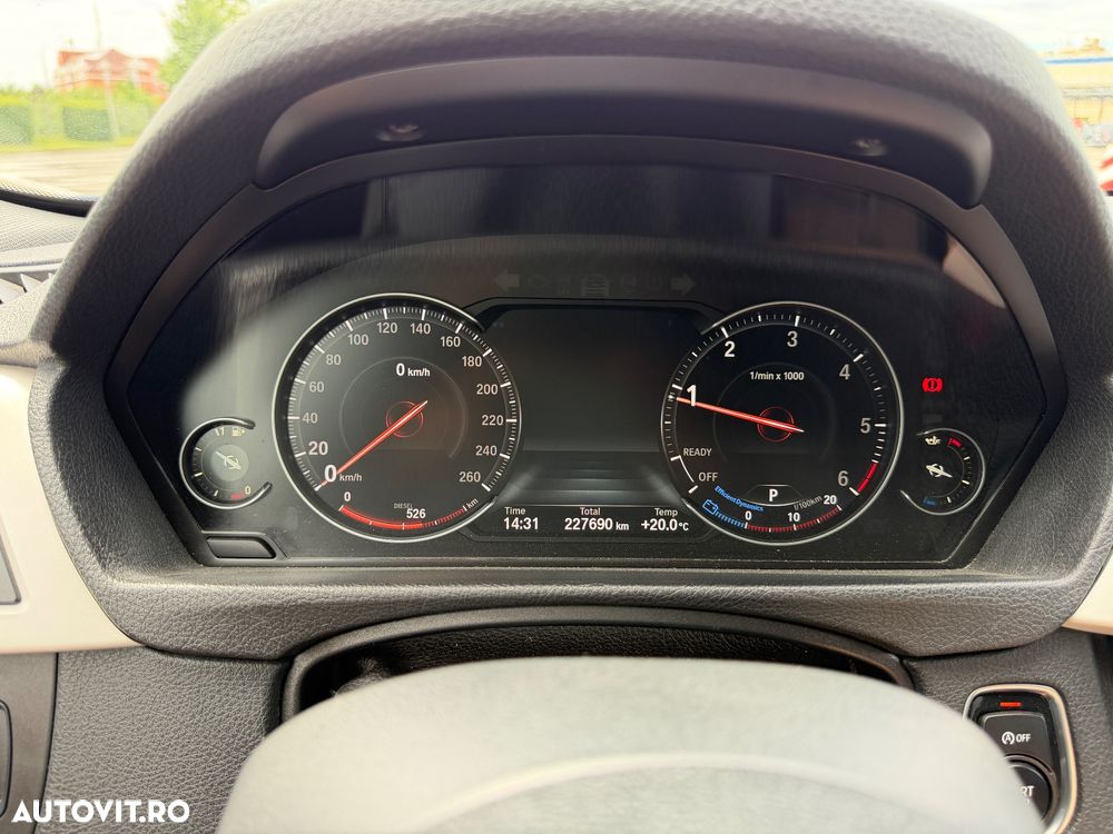 BMW Seria 3 - 24
