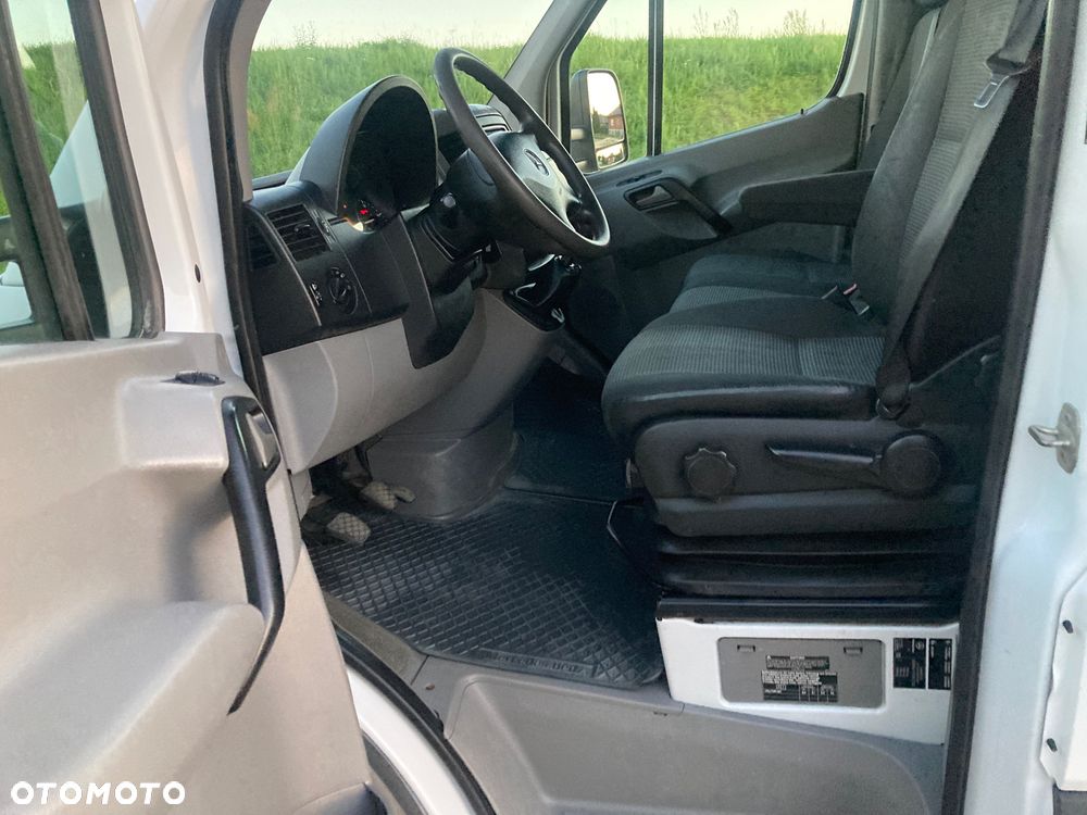 Mercedes-Benz Sprinter - 6